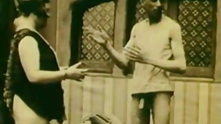 ತಾಜಾ ಮುಖದ ರೆಡ್ಹೆಡ್ ತ ...